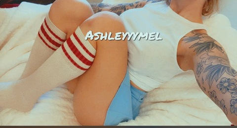 ashleyyymel onlyfans leaked picture 2