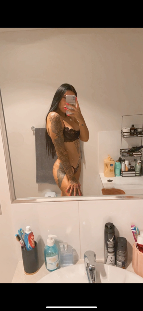 babyhoe98 onlyfans leaked picture 2