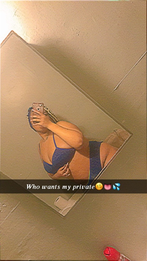 backagain_nikki onlyfans leaked picture 2