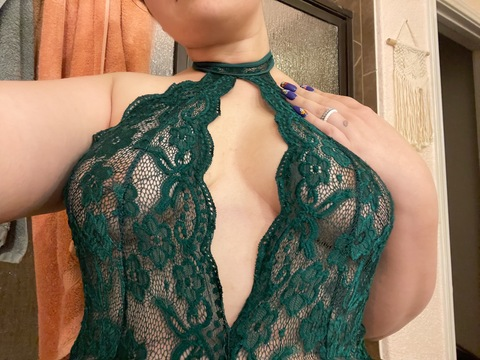 biotchbelle onlyfans leaked picture 2