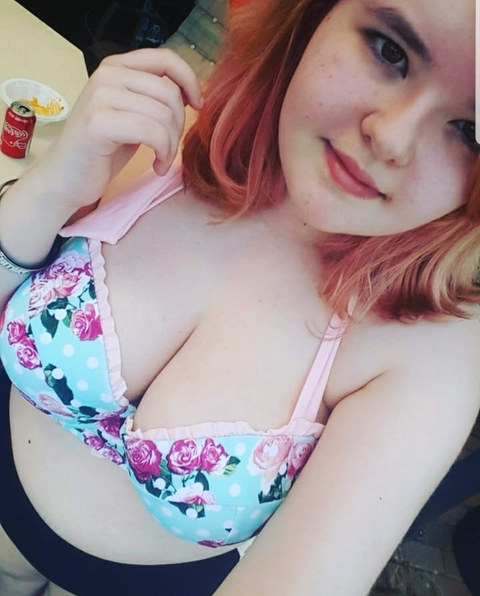 blackroses8898 onlyfans leaked picture 2