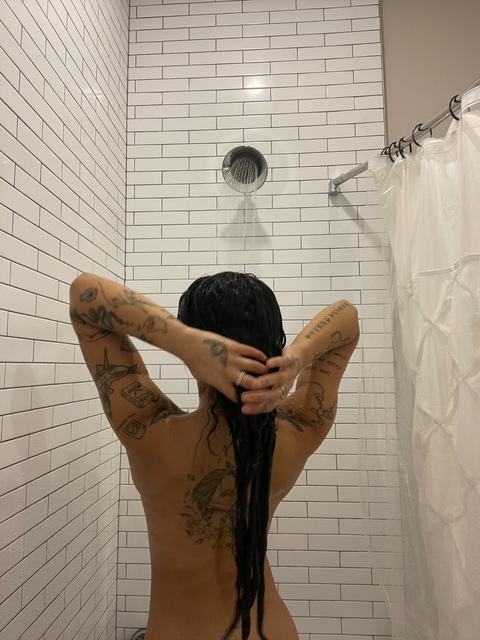 blakeel onlyfans leaked picture 2