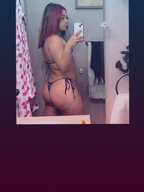 brat4xx onlyfans leaked picture 2