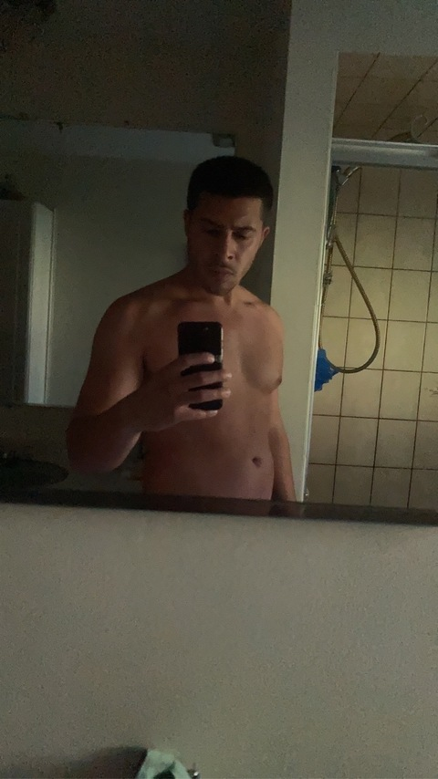 elgalloblanko onlyfans leaked picture 2