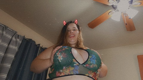 freakyqueenlala onlyfans leaked picture 2