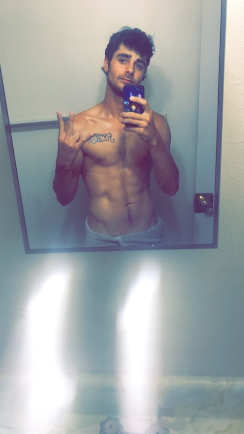 g_baejones onlyfans leaked picture 2