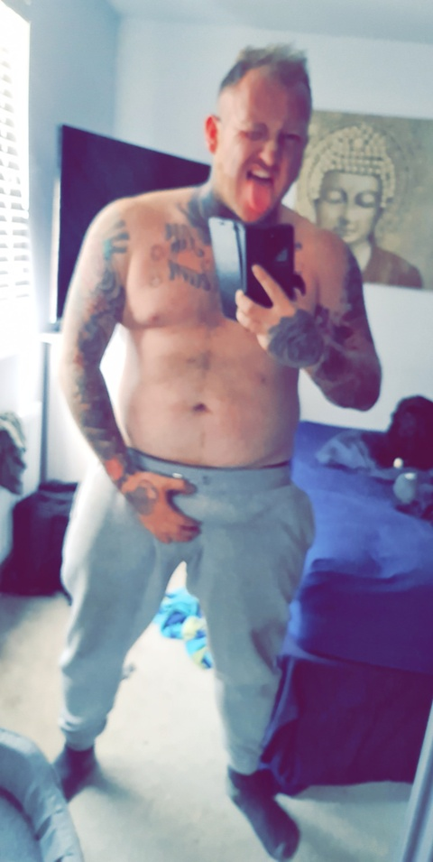 hi-vizking onlyfans leaked picture 2