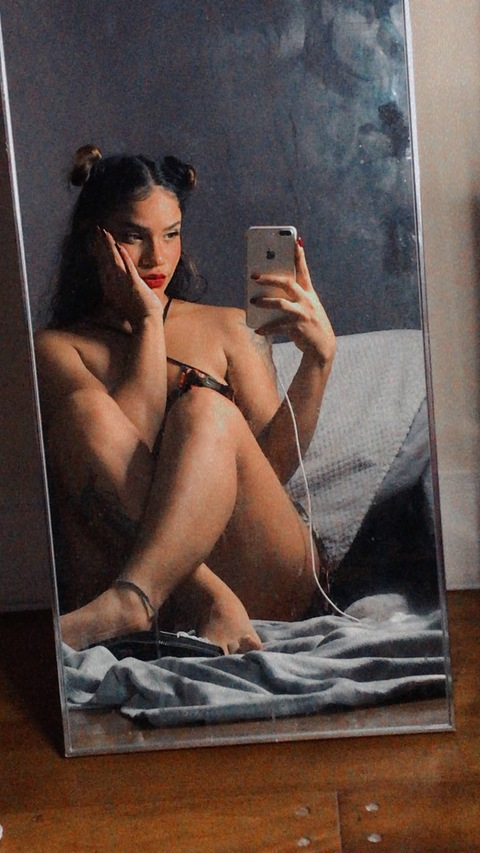 jackiiesieras onlyfans leaked picture 2