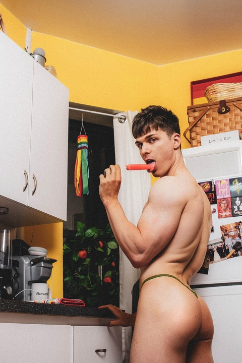 joeevee onlyfans leaked picture 2