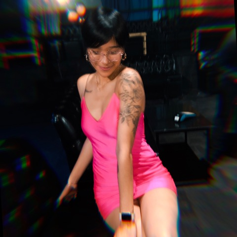 lindasahian onlyfans leaked picture 2