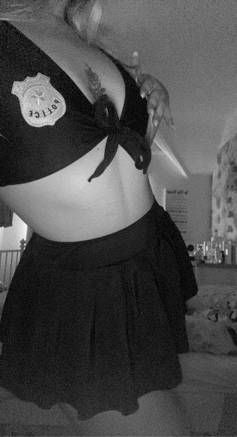 lolly144 onlyfans leaked picture 2