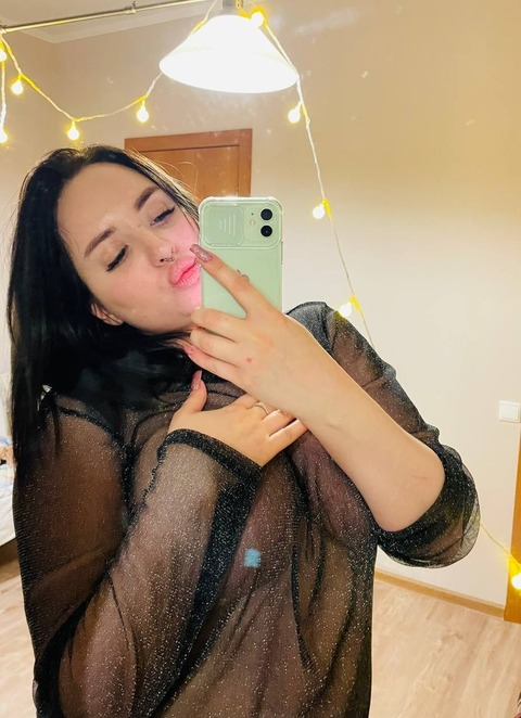 marinalee12 onlyfans leaked picture 2