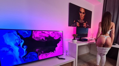 mashagrx onlyfans leaked picture 2