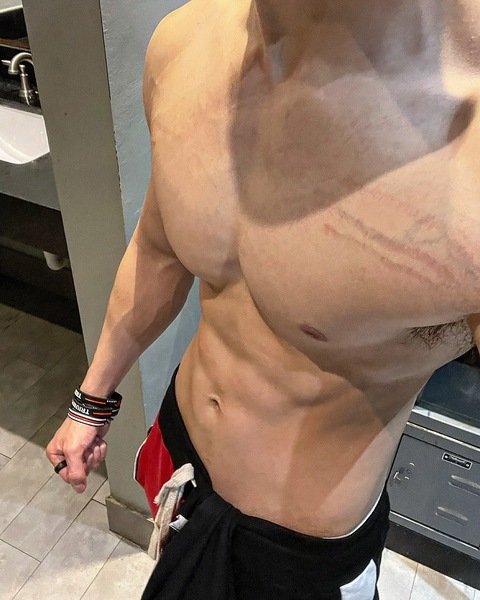 official_mr_unknown onlyfans leaked picture 2