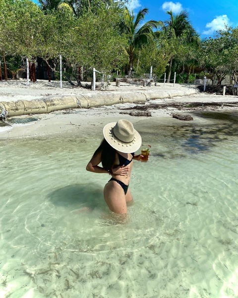 paomq onlyfans leaked picture 2