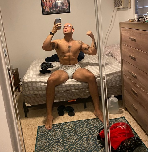 risingleo4 onlyfans leaked picture 2