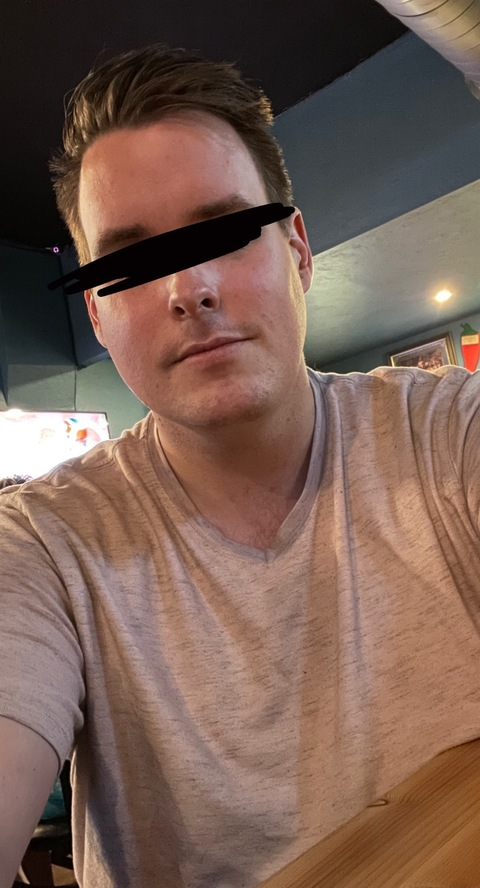 shyguydadbod onlyfans leaked picture 2