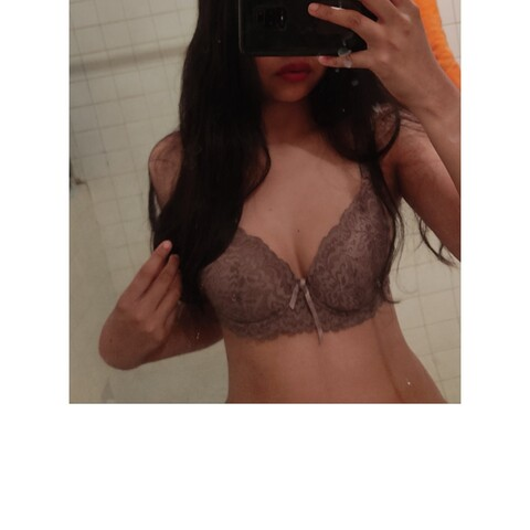 sofia1014 onlyfans leaked picture 2