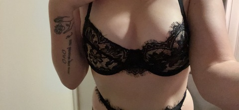 strawberryshortcake22 onlyfans leaked picture 2