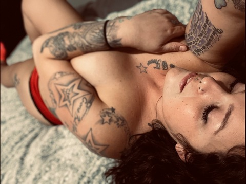 tatted_rae onlyfans leaked picture 2