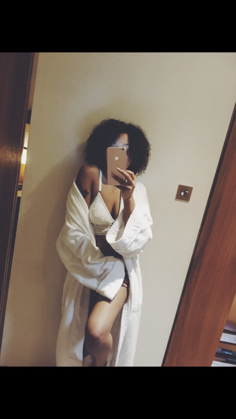 thaatgirll onlyfans leaked picture 2