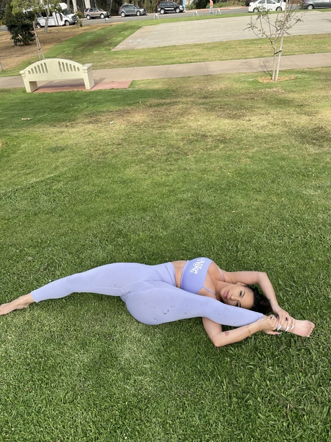 therealdimples onlyfans leaked picture 2