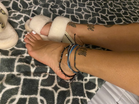 two_sweet_feet onlyfans leaked picture 2