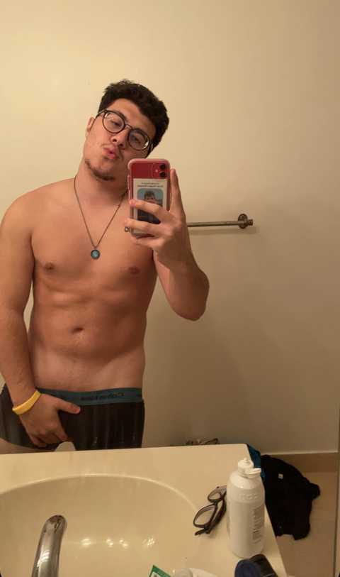 tylerlenzi1 onlyfans leaked picture 2