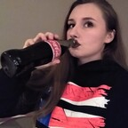 View Iambasedbunny (u90781042) OnlyFans 49 Photos and 32 Videos leaks 

 profile picture