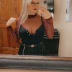 violetbyrd (Violet Byrd) OnlyFans Leaks 

 profile picture