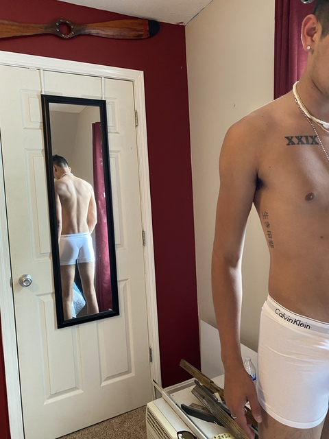 zeketay onlyfans leaked picture 2